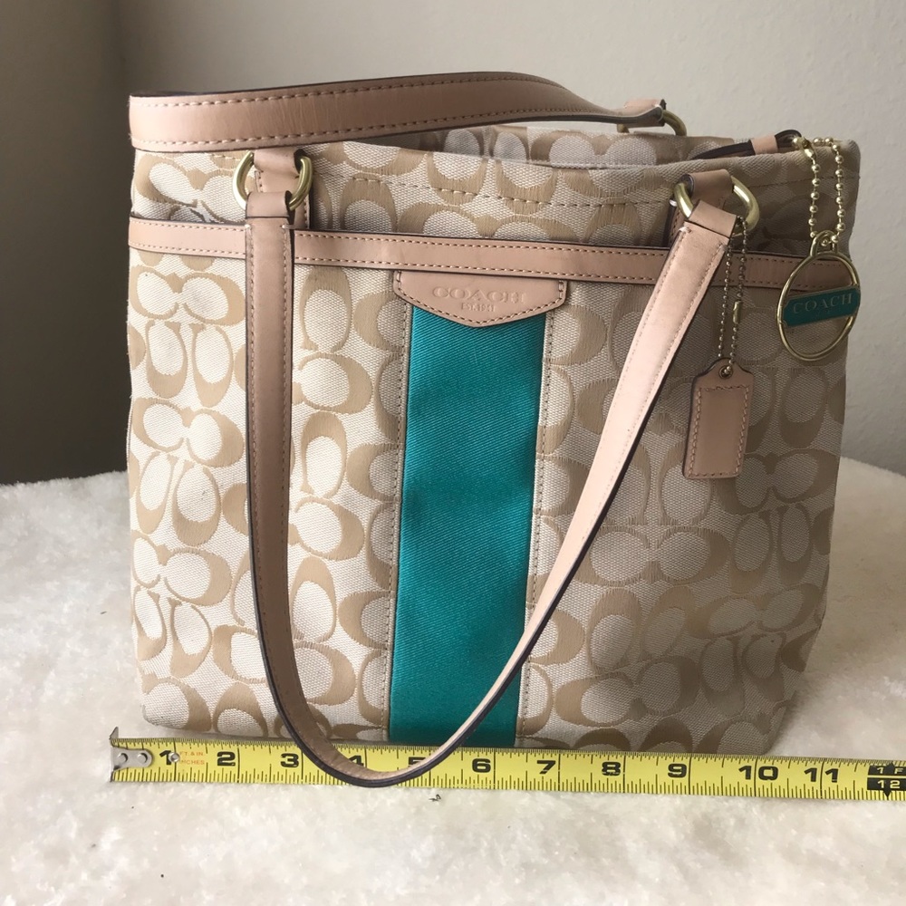 🍑Coach small tote🍑